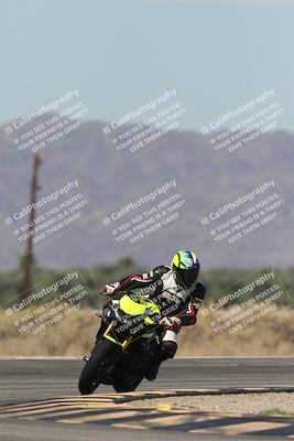 media/Oct-13-2025-Moto Forza (Mon) [[a66d839500]]/4-C Group/Session 3 (Turn 16)/